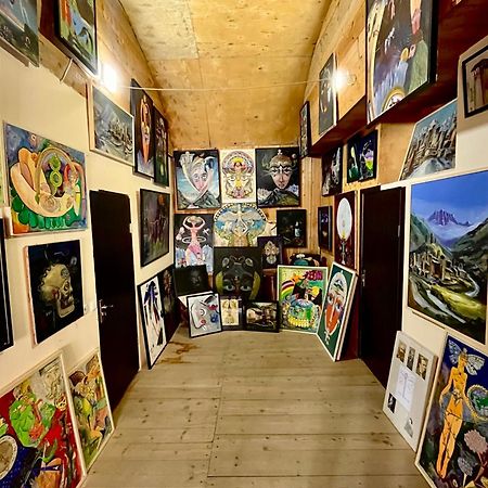 Gamarjoba Guest And Art House Hotel Ushguli Buitenkant foto