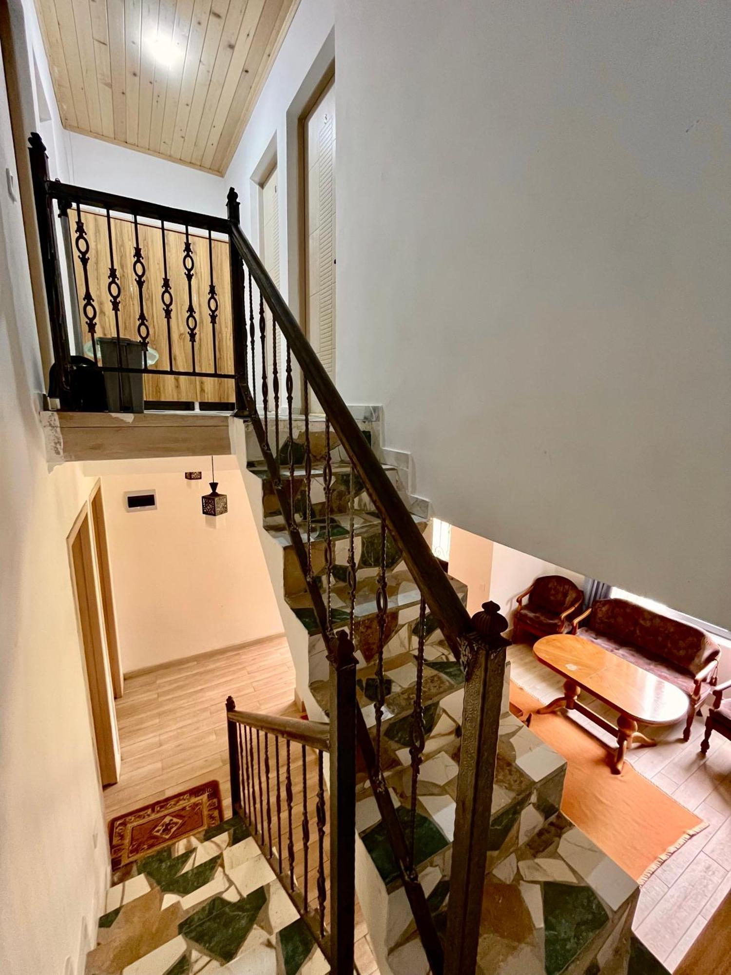 Gamarjoba Guest And Art House Hotel Ushguli Buitenkant foto